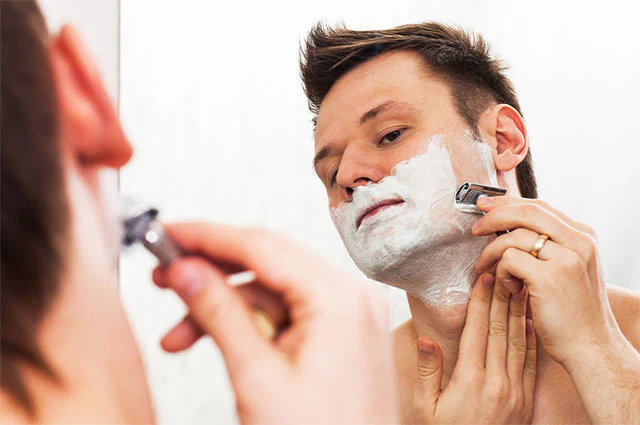 How to Choose the Right Razor for Your Hair Type?